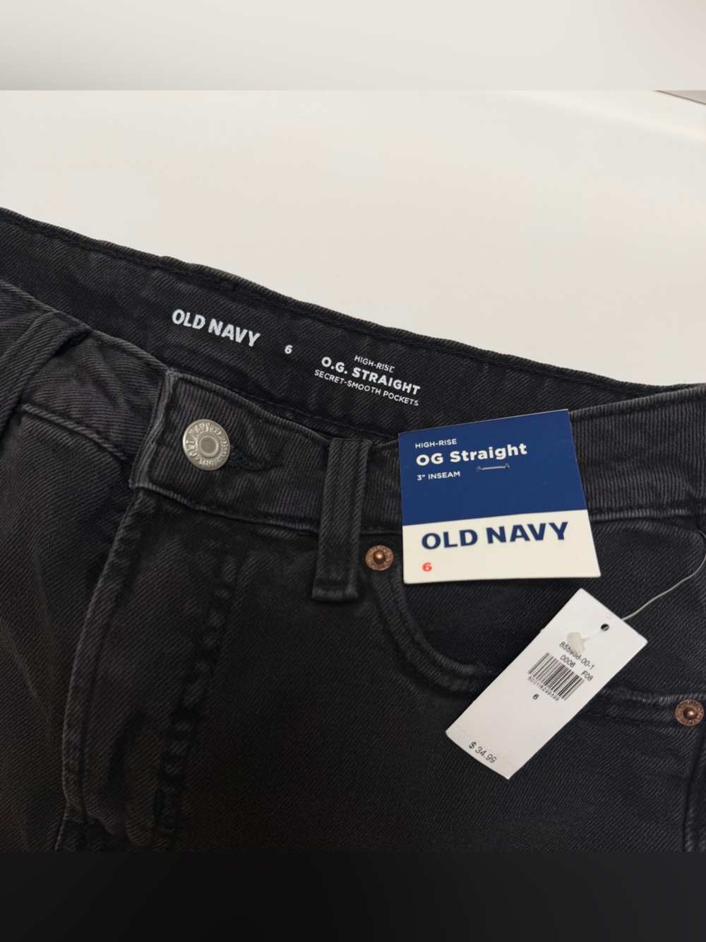 Old Navy Men's Slim Straight Jeans in Black